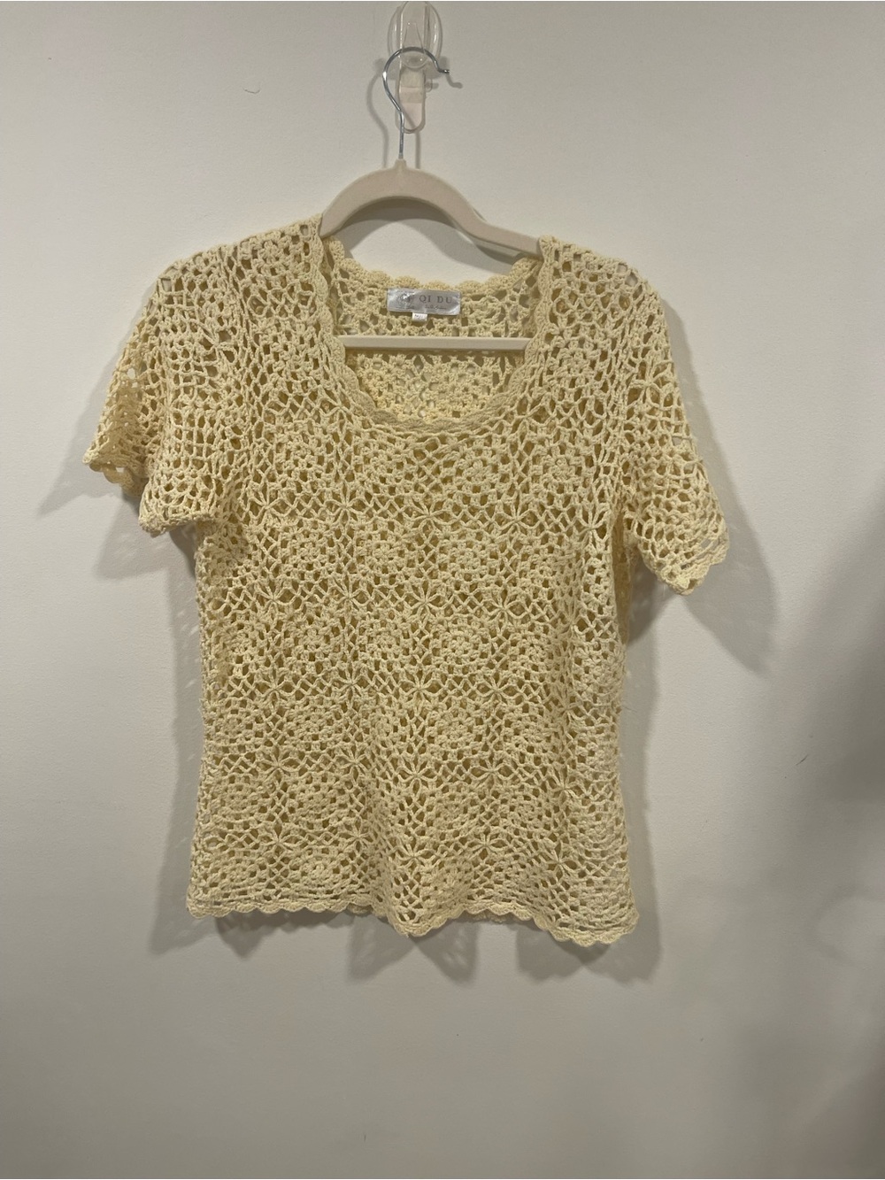 Crochet Short-Sleeve Tunic Top in Pale Yellow